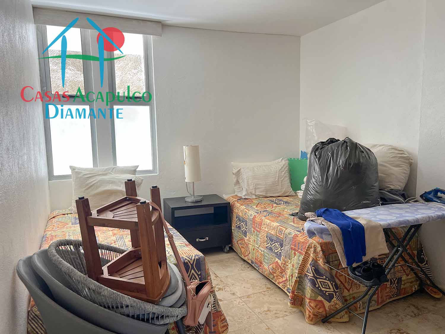 EOS 403 - Cuarto de servicio 1 EOS 403 - Cuarto de servicio 1